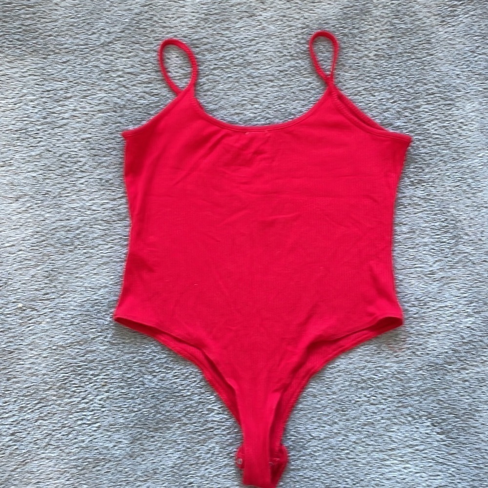 EC Garage Ribbed Bodysuit - Red - Size M - Picture 3 of 3
